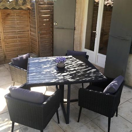 Juste Derriere Chez Nous Villa Boulbon Luaran gambar
